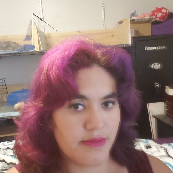 Meet your Posher, Avely - Picture 3 of 5